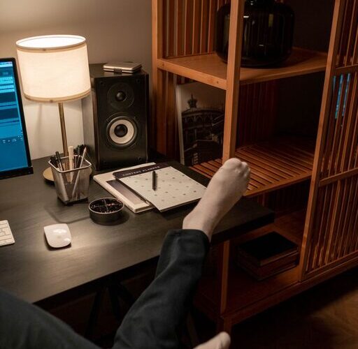 Tips for Creating a Relaxing Home Workspace to Boost Productivity